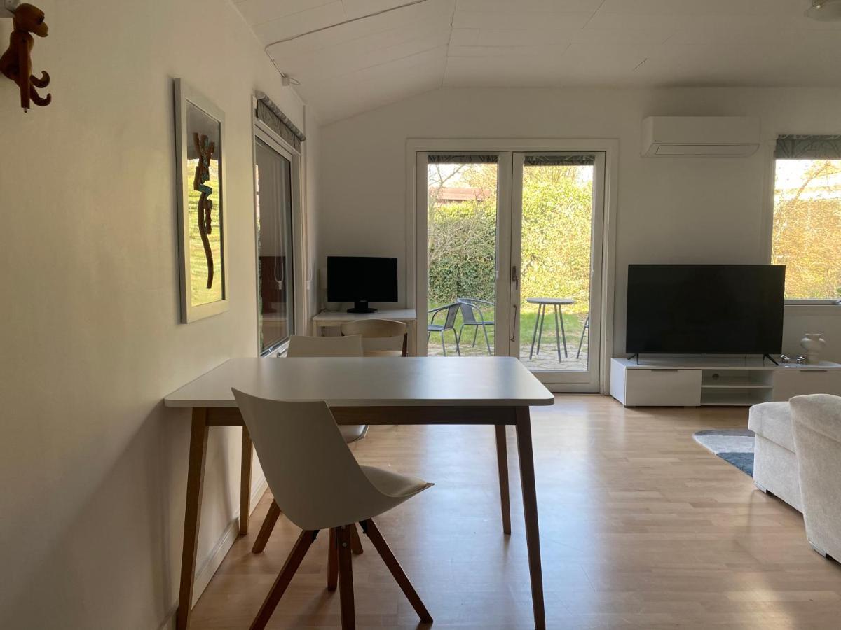 Villa Cozy House With A Graden View à Herlev Extérieur photo